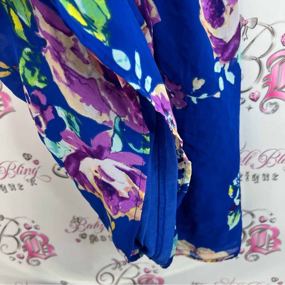 Everly dress Vneck floral flowers ruffle purple green Royal Blue Dress - Picture 4 of 14